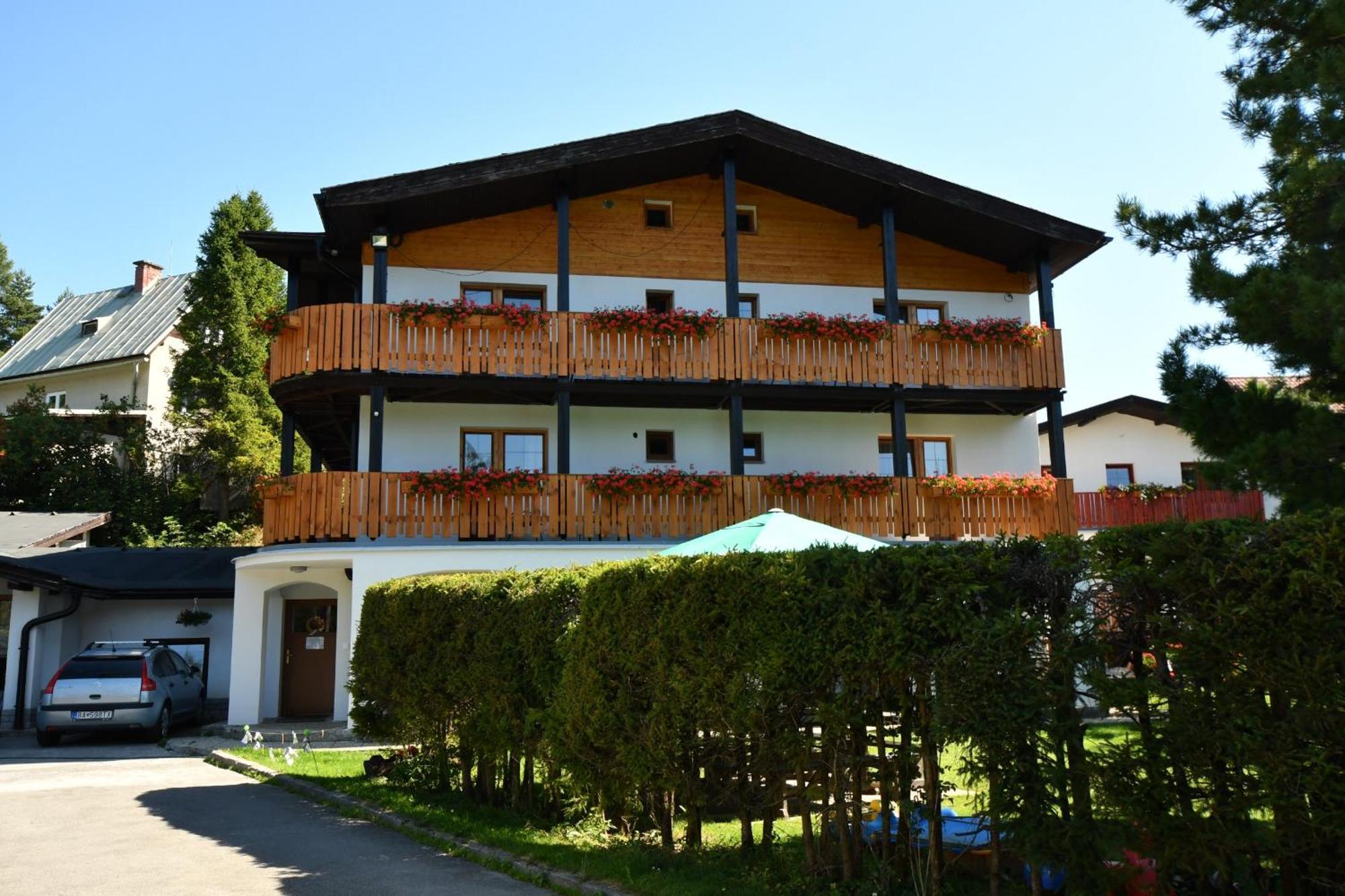 Penzion Pazicky Stara Lesna Exterior photo